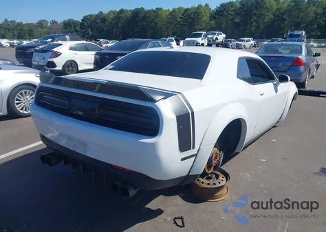 2016 Dodge Challenger 392 Hemi Scat Pack Shaker from USA, damaged, VIN 2C3CDZFJ8GH325978